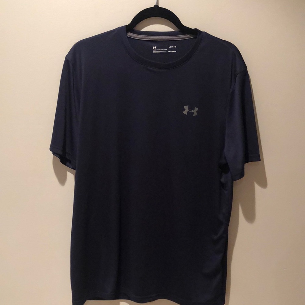 Under Armour heat gear men’s L shirt